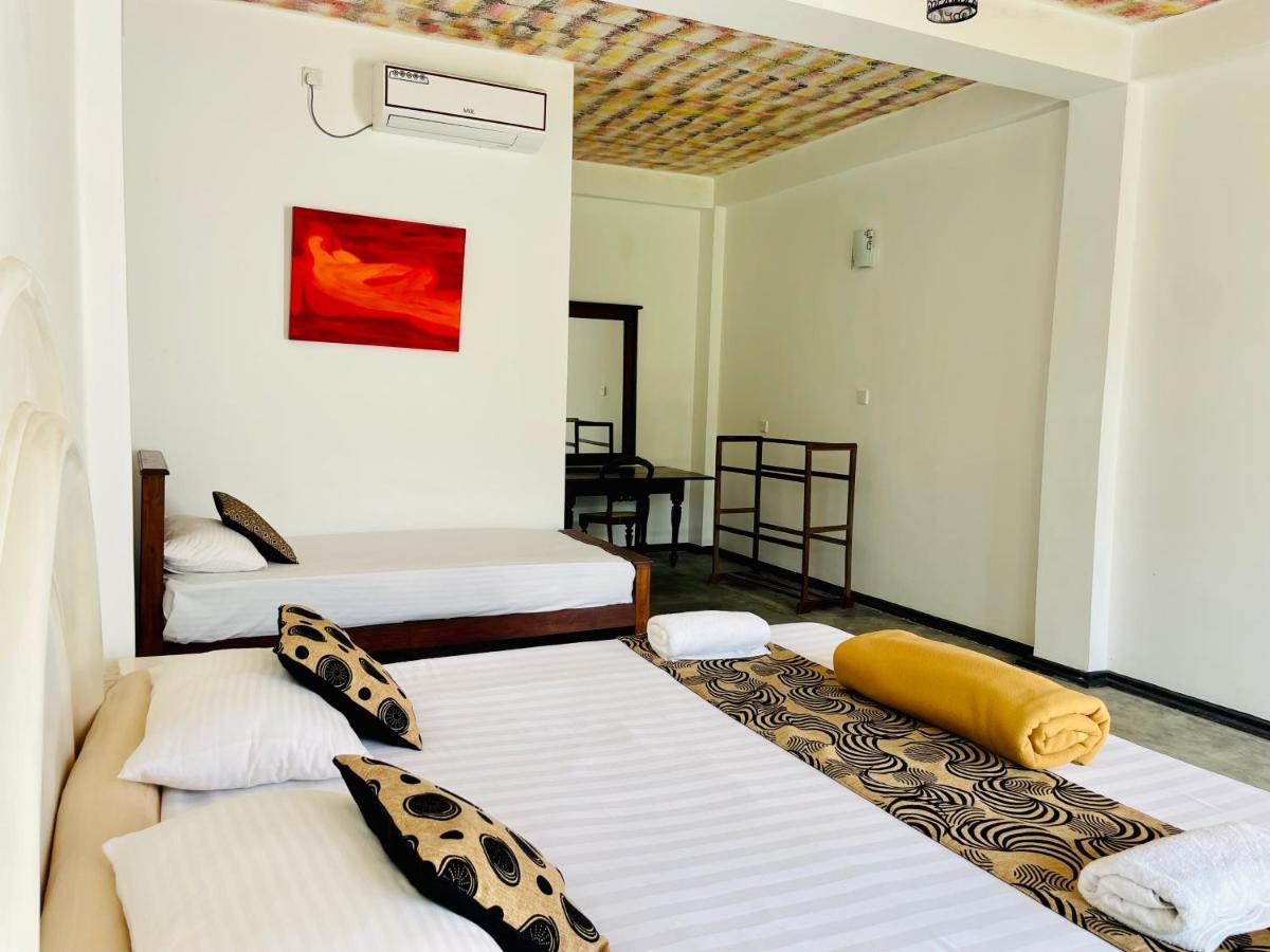 Hotel Sigiriya Kele Exterior photo