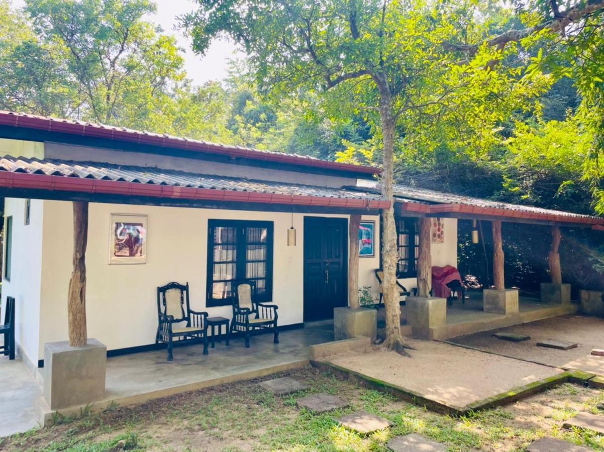 Hotel Sigiriya Kele Exterior photo